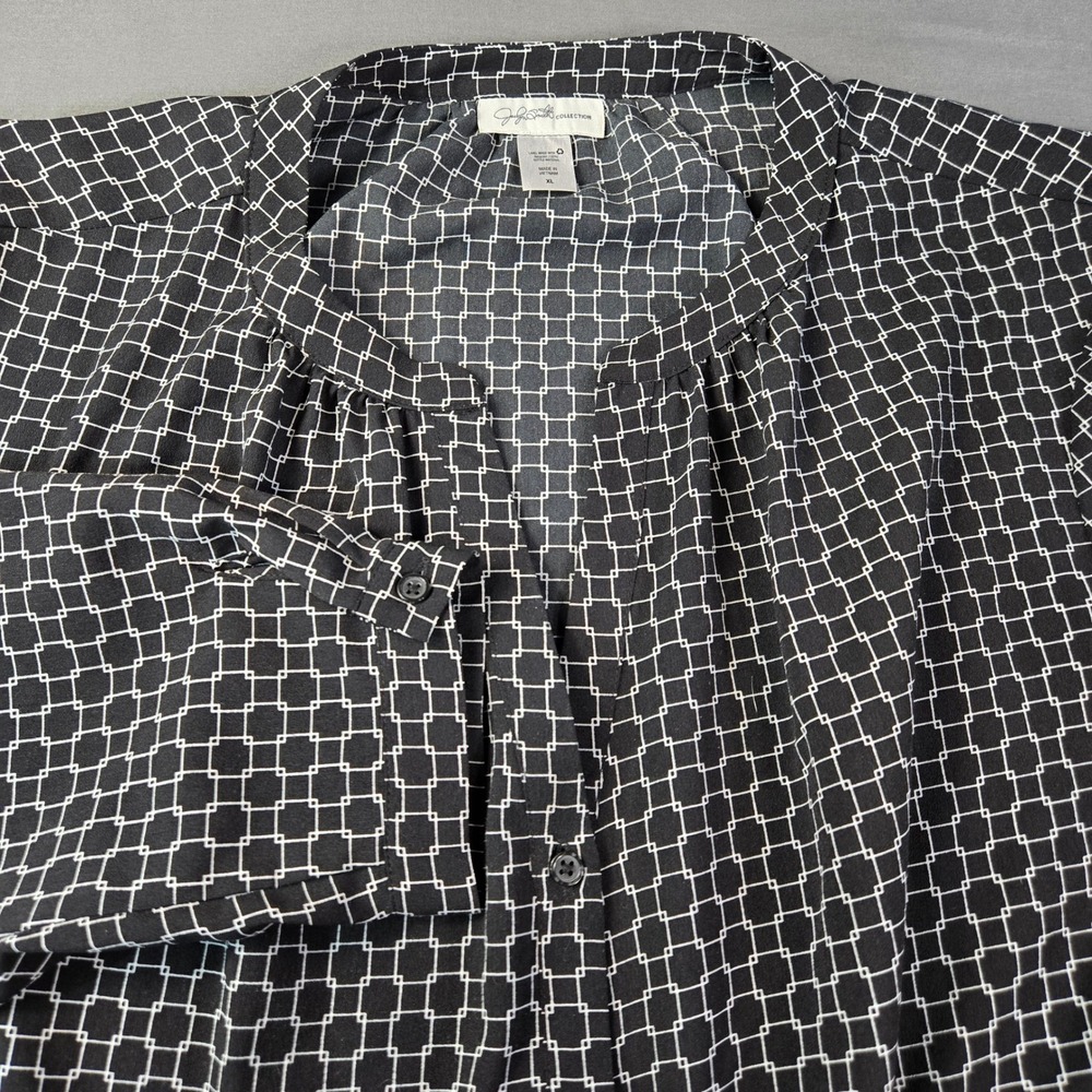 Jaclyn Smith Collection Women's XL Black White Geometric Grid Button Down Blouse